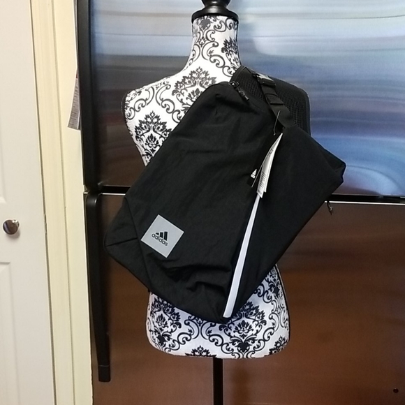 Adidas Unisex Sling Laptop Bag - Picture 2 of 15